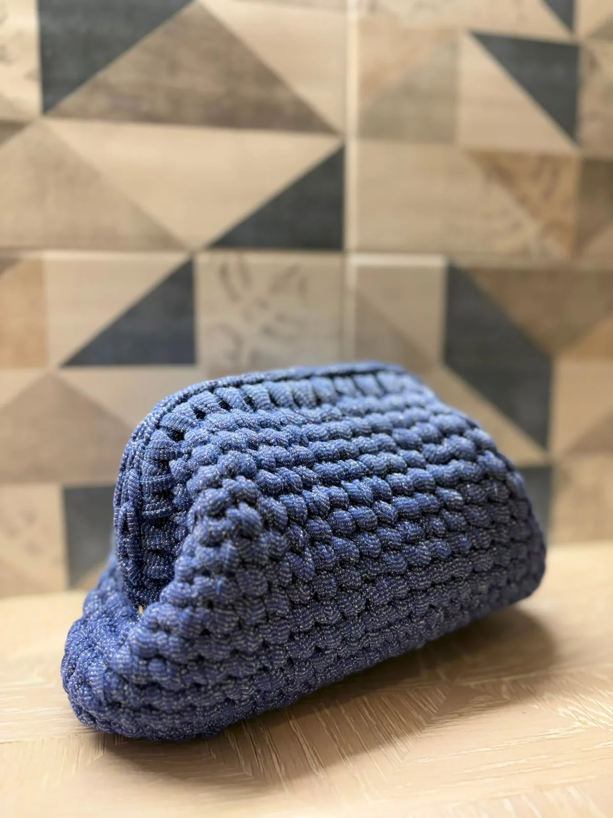Clutch Bag Olimpia piccola, crochet blu con filato lurex